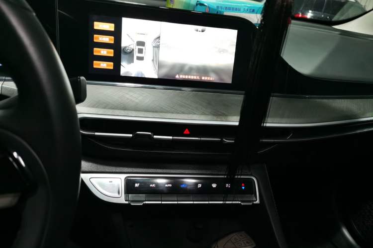 Used CHANGAN Eado 2022 PLUS Blue Whale NE 1.4T GDI DCT Prestige Edition Audio And AC Panel