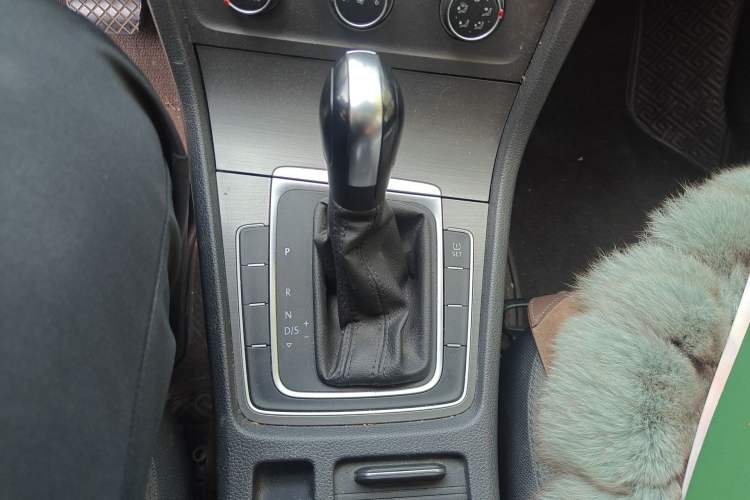 Used Volkswagen Golf 2015 1.6L Automatic Comfort Model
