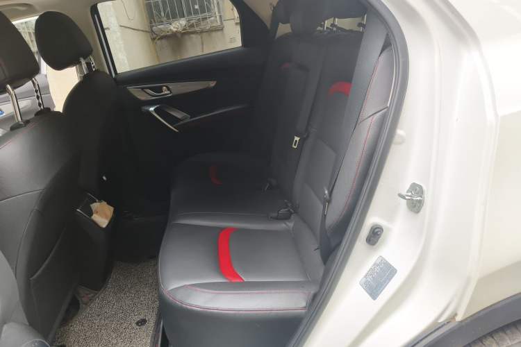 Used CHANGAN CS55 2018 1.5T Automatic Colorful Edition China V Standard Left Rear Seat