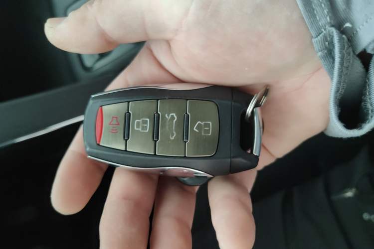 Used Haval H6 New Energy 2023 DHT-PHEV 110KM Enjoyment Edition
