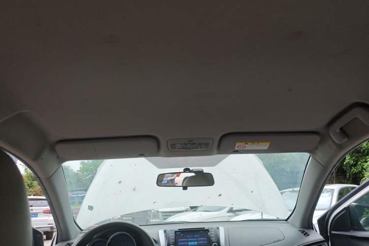 Used Toyota Vios 2014 1.5L Automatic ZhiZhen Edition Headliner