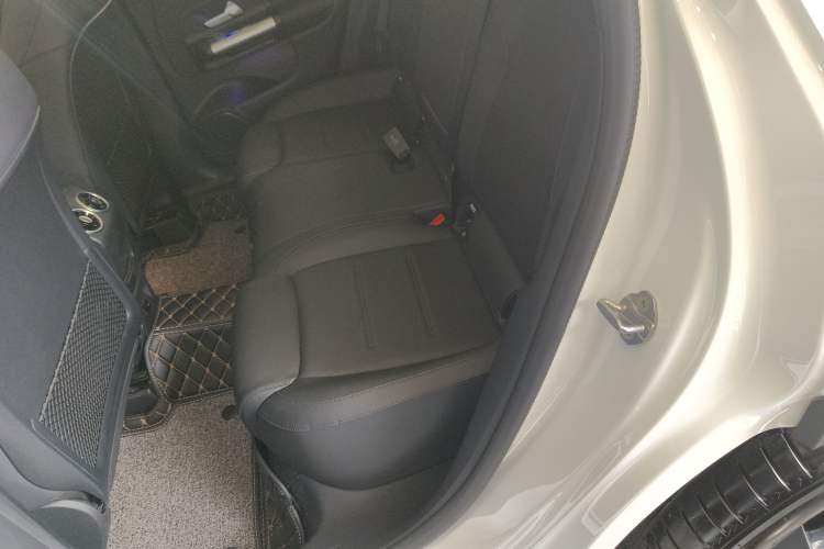 Used Mercedes-Benz GLA 2023 GLA 220
