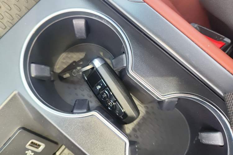 Used Lincoln Nautilus 2023 2.0T All-Wheel-Drive Zunrui Hybrid Version Interior 1