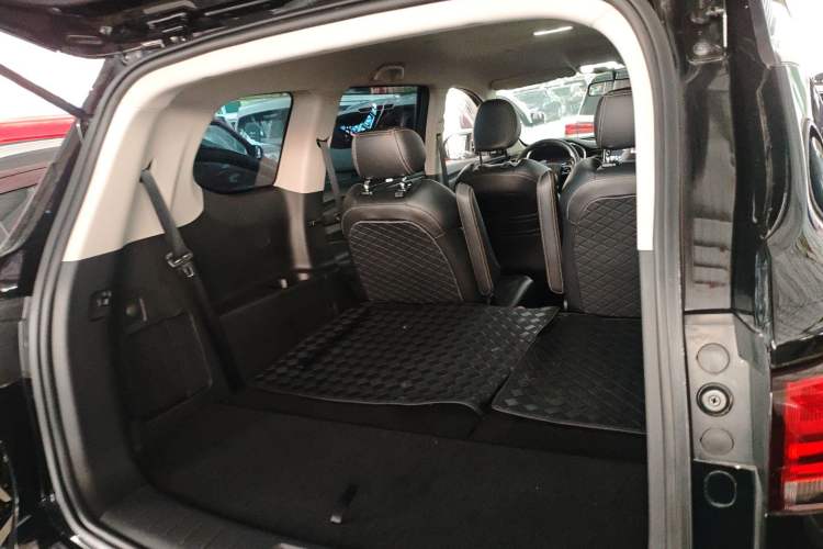 Used Oshan COSPro 2021 1.5T Automatic Luxury 7-Seater