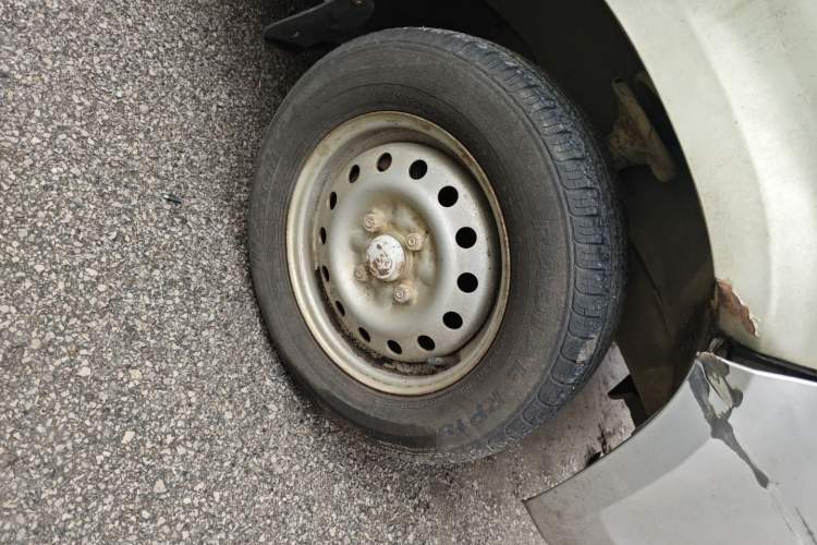 Used Wuling Zhiguang 2013 1.0L Practical Version