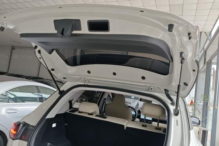 Used Wuling Bingo PLUS 2024 510 km Range 5-Seater Version Trunk