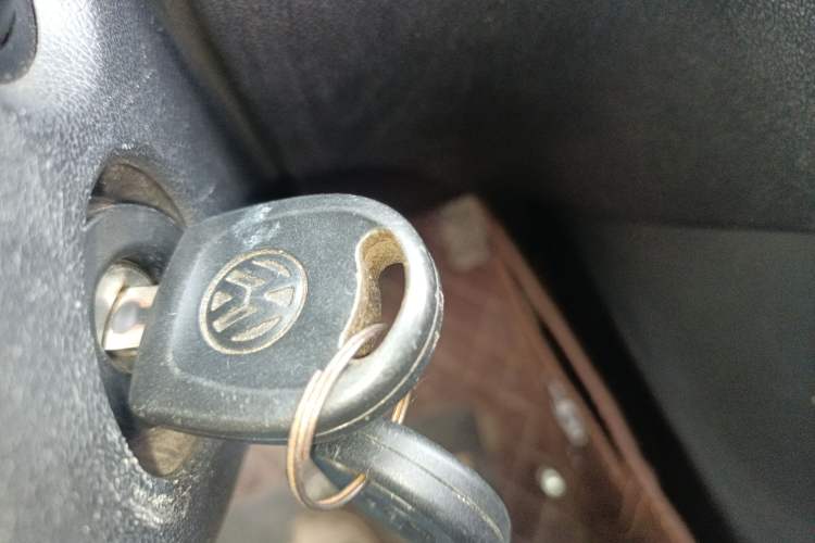 Used Volkswagen Jetta 2015 1.6L Manual Fashion Edition