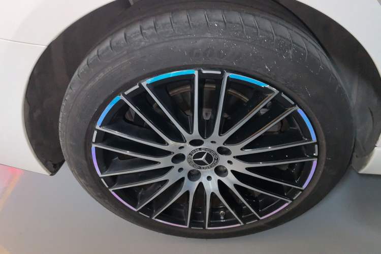 Used Mercedes-Benz C-Class 2023 Restyled C 260 L Sport Edition Right Rear Wheel Hub