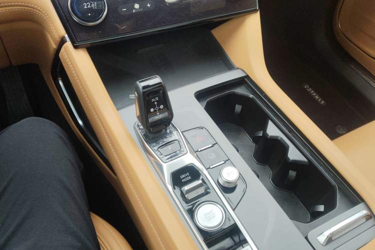 Used Lynk & Co 09 2024 2.0T Four-Wheel Drive Sport Edition Five Seats
