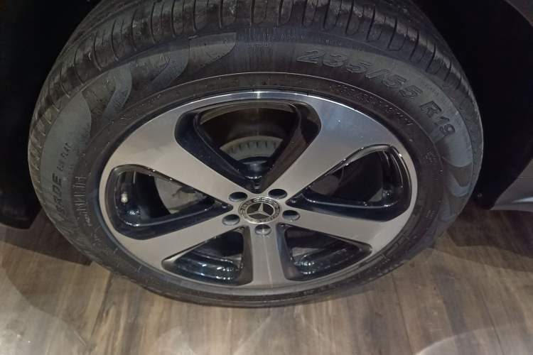 Used Mercedes-Benz GLC 2019 Facelift GLC 260 L 4MATIC Luxury Model