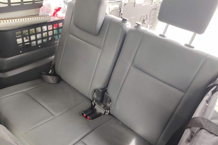 Used Suzuki Jimny 2015 1.3 AT JLX Left Rear Seat