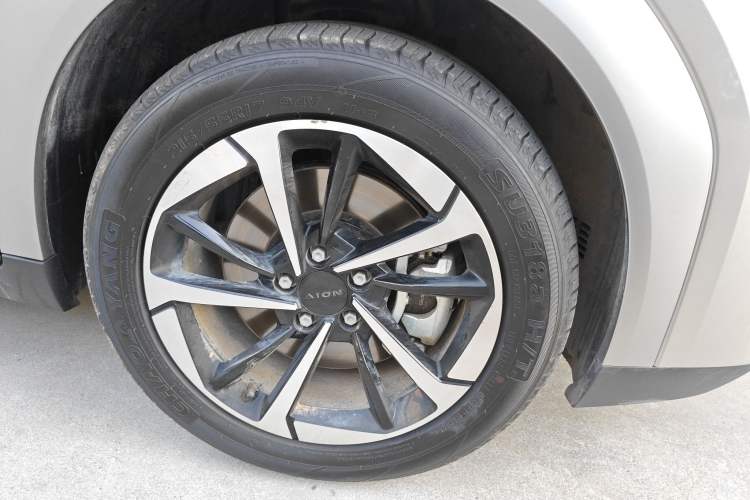 Used AION Y 2023 Younger Star Edition