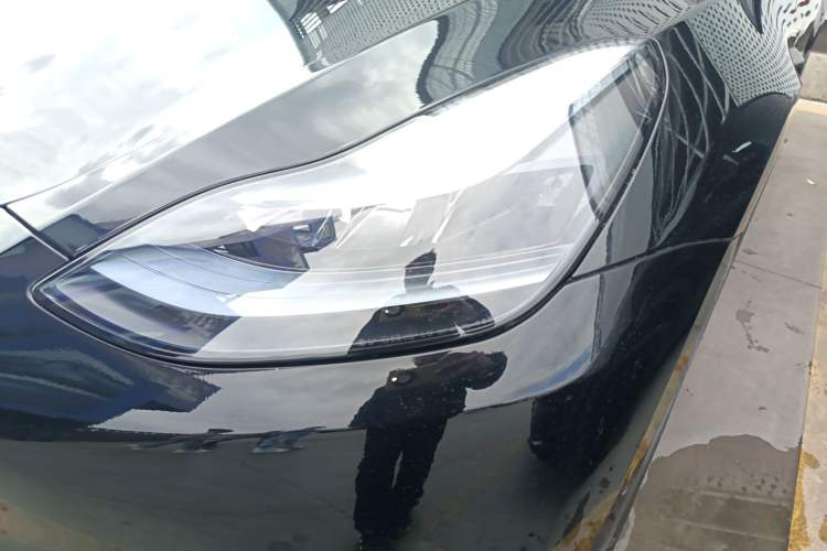 Used Tesla Model Y 2022 Rear-Wheel-Drive Version
