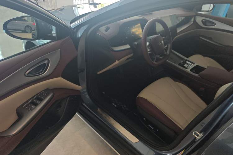 Used BYD Seal 07 DM-i 2025 Intelligent Driving Version DM-i 1.5L 125 km Prestige Edition Driver Seat