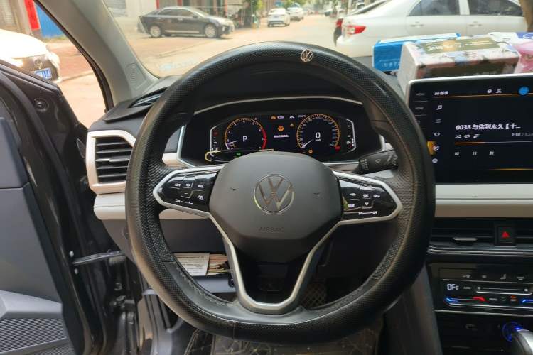 Used Volkswagen Tharu 2023 300TSI Two-Wheel-Drive Full Moon Edition