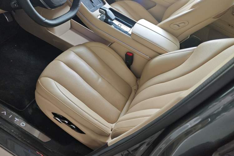 Used Hima AITO M7 2022 1.5T Rear-Drive Comfort Edition