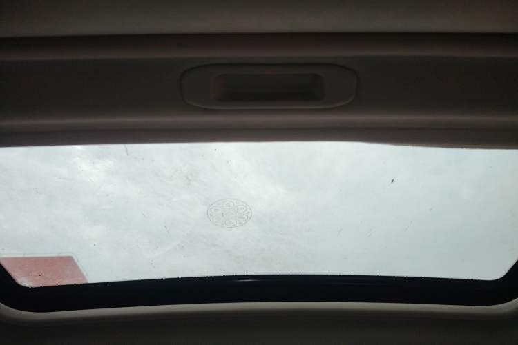 Used CHANGAN CS35 2015 1.6L Automatic Luxury Model China IV Standard Headliner