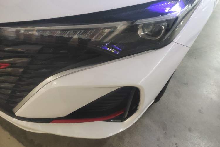 Used CHANGAN Eado 2024 PLUS Blue Whale NE 1.4T GDI DCT High-Energy Edition Left Front Headlight