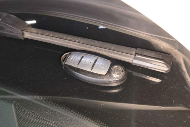 Used Nissan Qashqai 2019 2.0L CVT Luxury Edition Vehicle Key