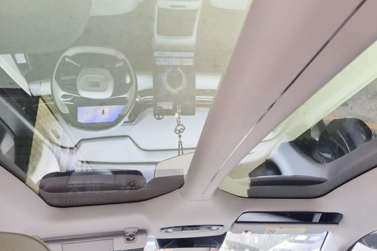 Used Geely Galaxy L6 2023 125km MAX Headliner