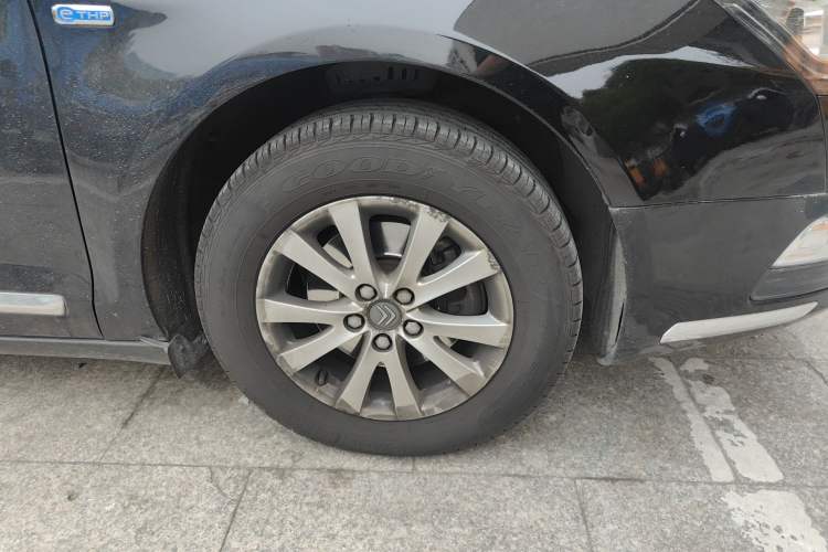 Used Citroen C5 2014 1.6T Automatic Prestige Model
