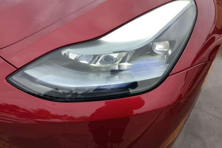 Used Tesla Model Y 2024 Rear-Wheel-Drive Version
