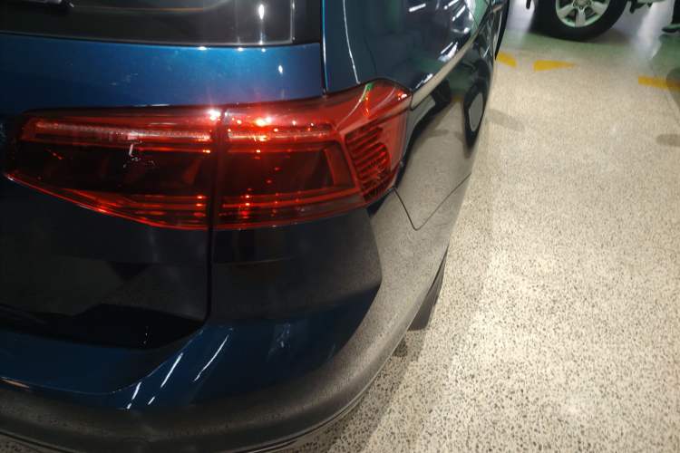 Used Volkswagen Variant 2021 2.0T Comfort Edition