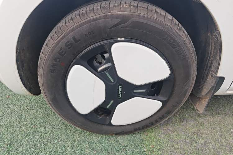 Used CHANGAN NEVO Lumin 2025 205 km Xiangqin Version
