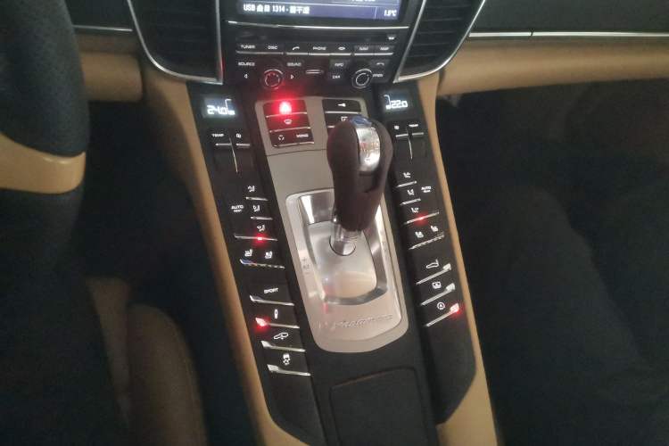 Used Porsche Panamera 2010 Panamera 4S 4.8L