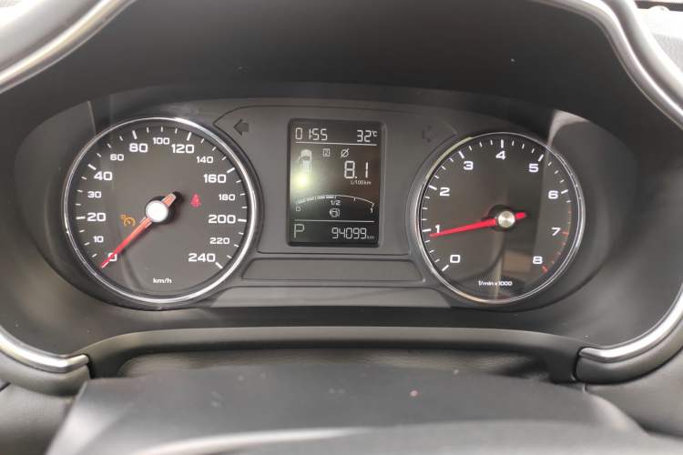 Used MG HS 2018 20T Automatic Two-Wheel Drive Hormone Dynamic Edition China V Standard
