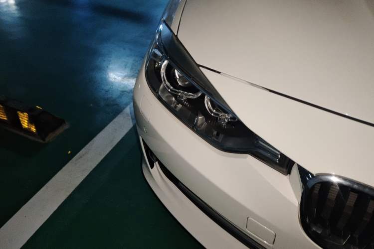 Used BMW 3 Series 2015 320Li Luxury Edition Fashion Model
