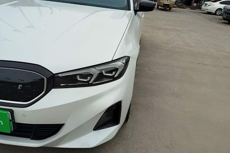 Used BMW i3 2023 eDrive 40 L Midnight Edition
