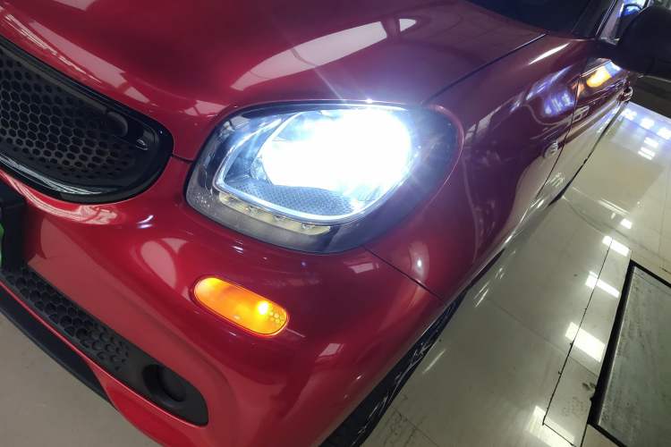 Used smart forfour 2018 1.0L 52kW Passion Edition