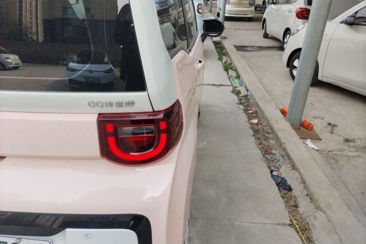 Used Chery QQ Ice Cream 2022 Taohuanxi Fragrant Peach Model