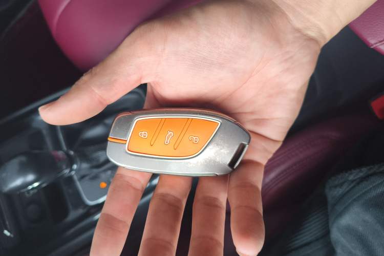 Used Roewe i5 2020 1.5L Automatic 4G Connected Linghao Edition