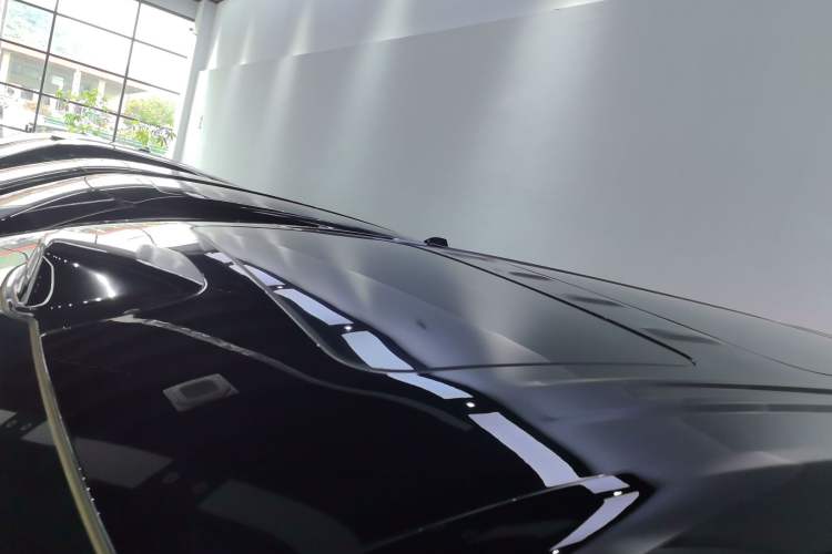 Used Denza D9 2025 DM-i Intelligent Drive 1020 Four-Wheel Drive Flagship Model
