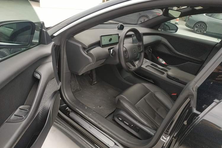 Used Nio ET5T 2023 75 kWh Touring
