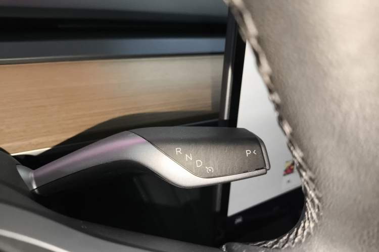 Used Tesla Model Y 2022 Rear-Wheel-Drive Version