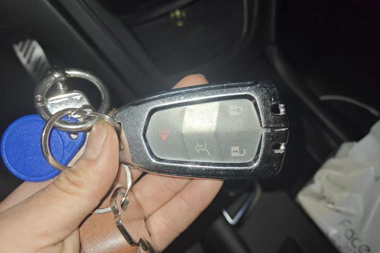 Used Cadillac XT5 2018 25T Luxury Model
