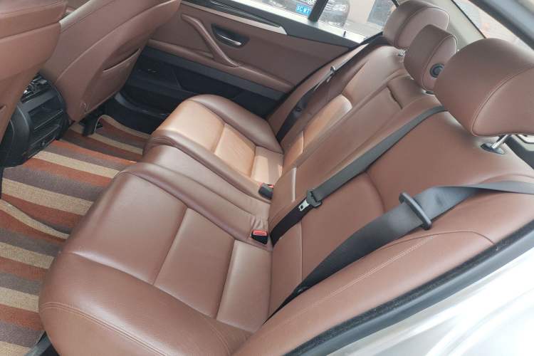 Used BMW 5 Series 2017 525Li Leading Model Left Rear Seat