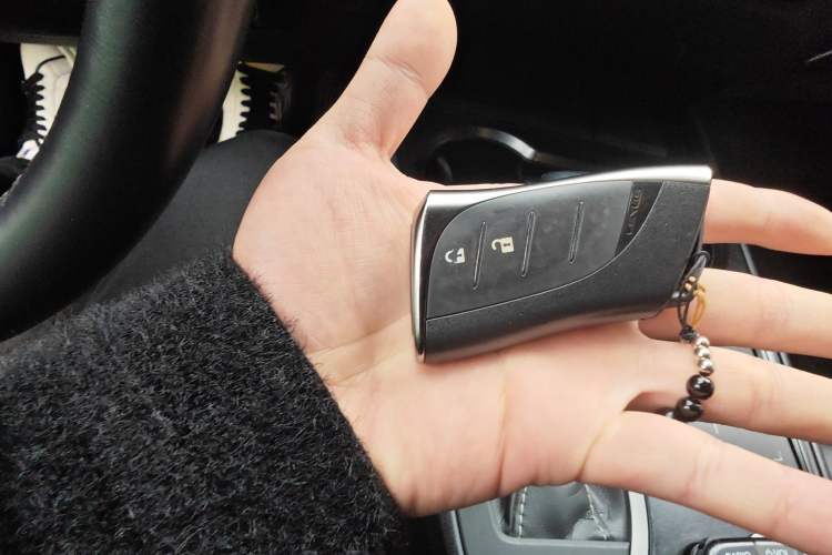 Used Lexus UX 2020 260h Explore & Adventure Edition