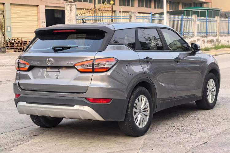 Used Brilliance V6 2018 1.5T Manual Elite Model Rear Right 45 Deg