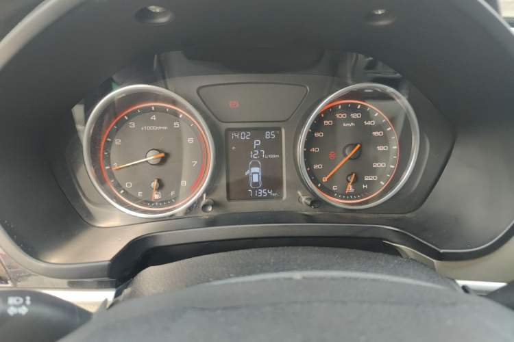 Used Hanteng X5 2018 1.5T CVT Luxury Edition Instrument Cluster