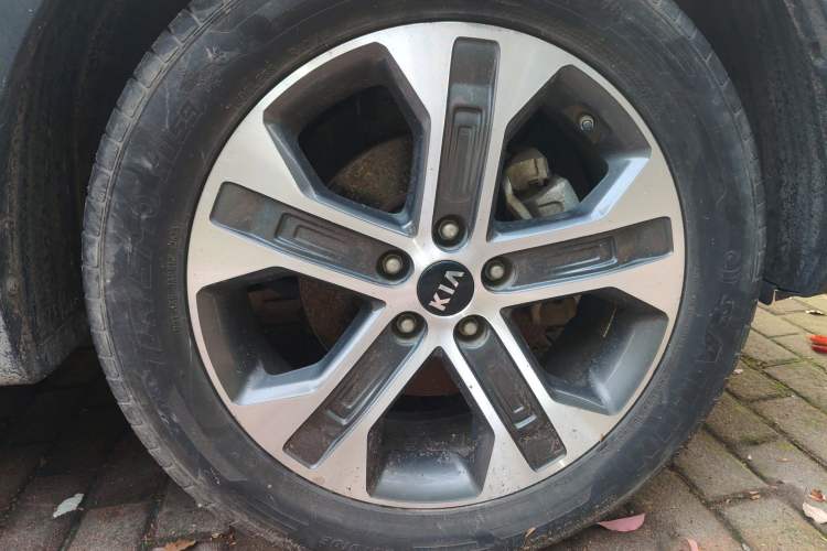 Used Kia Sportage R 2018 2.0L Automatic Smart Luxury Version China V Standard Right Front Wheel Hub