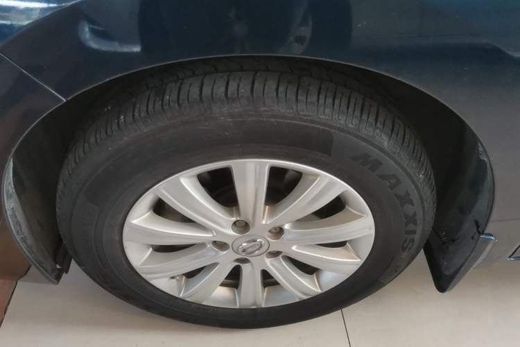 Used GAC Trumpchi M6 2019 270T DCT Luxury Edition (7-seater) China VI Exterior 4