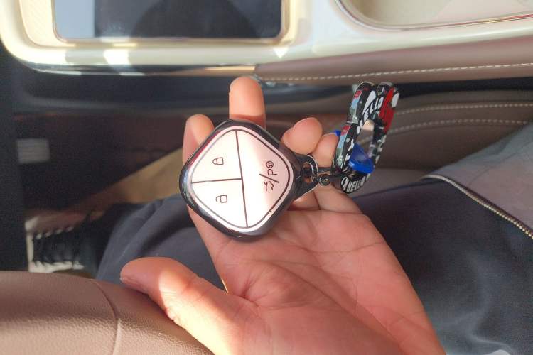 Used Wuling Bingo 2025 333 km Lingxi Connected Version
