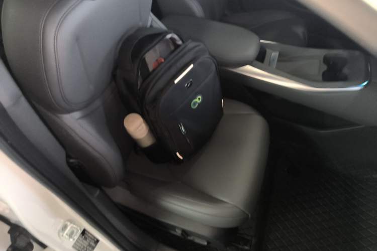 Used XPeng MONA M03 2025 620 Ultra-Long Range Plus Right Front Seat