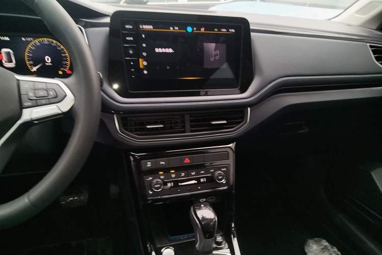 Used Volkswagen Tharu 2025 NewRui 300TSI Prestige Edition