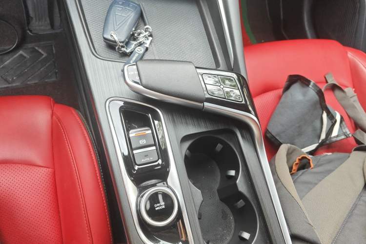 Used CHANGAN UNI-T 2020 1.5T Flagship Version Gear Lever