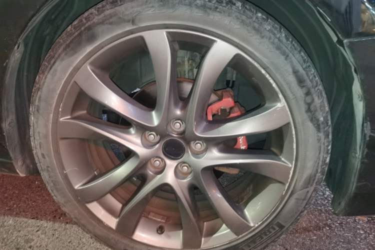 Used Mazda Atenza 2014 2.5L Blue Sky Prestige Edition Right Front Wheel Hub